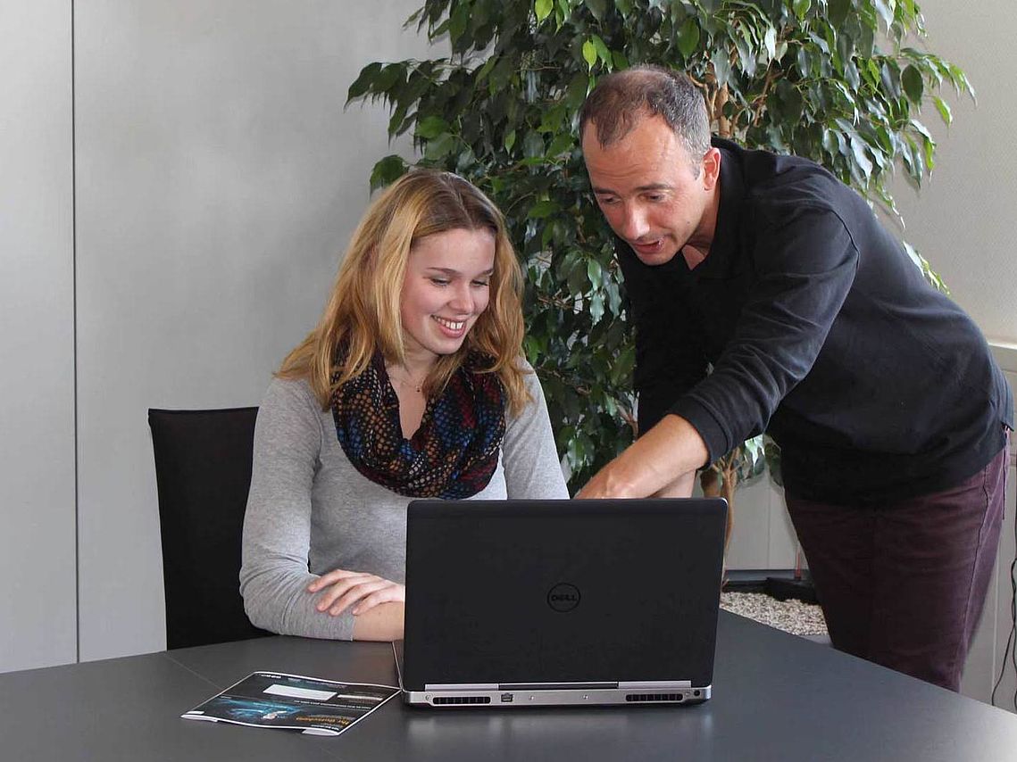 Studierede im Arbeitsalltag